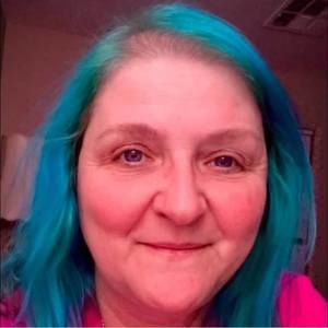 Meet your Posher, Gina